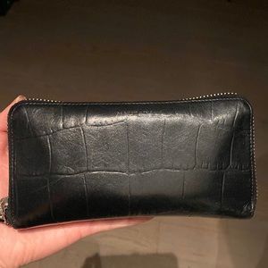 Auxiliary Black Leather Wallet